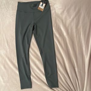 🆕 The North Face women’s high waist leggings, size L